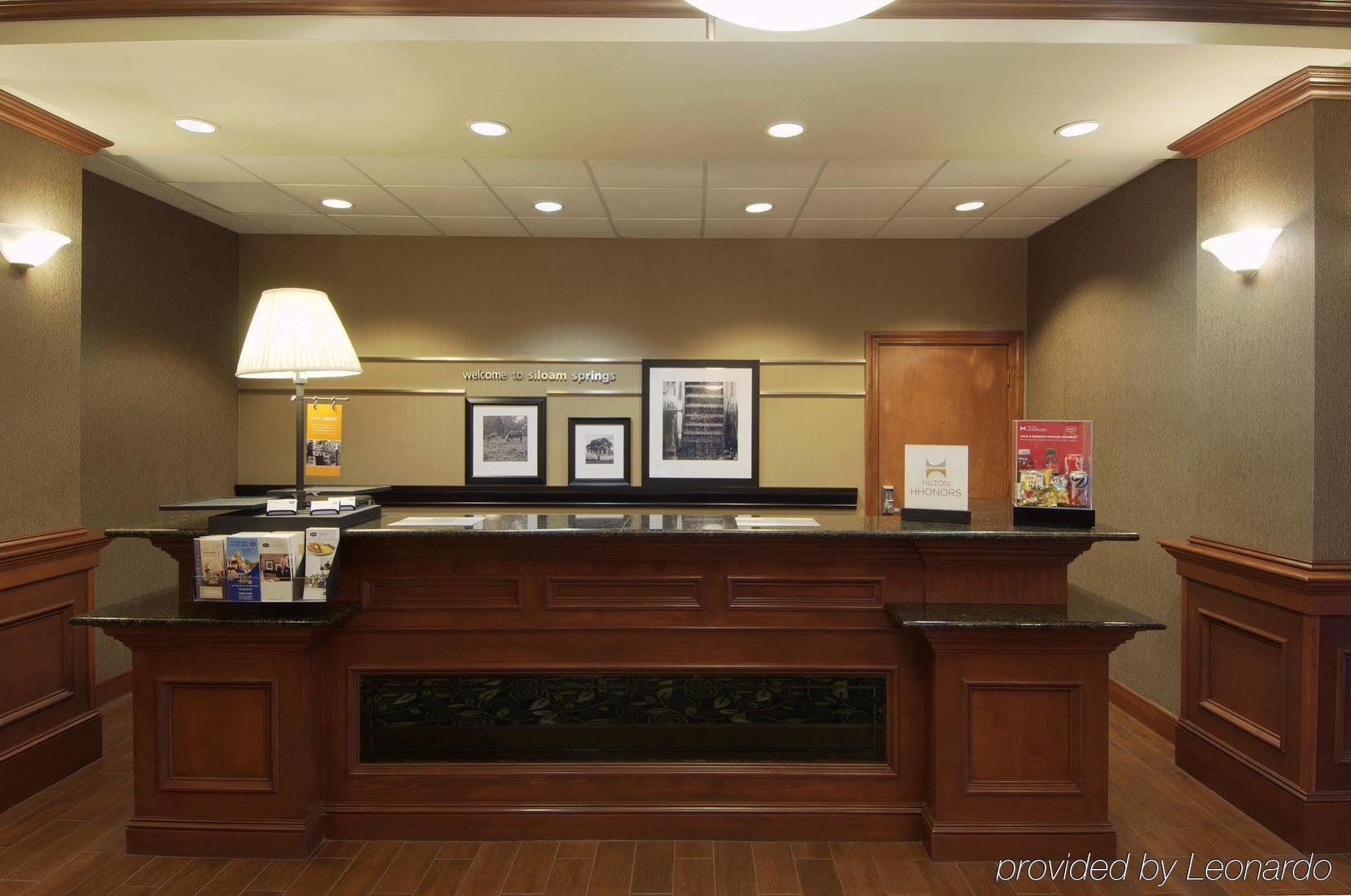 Hampton Inn Siloam Springs Exteriör bild